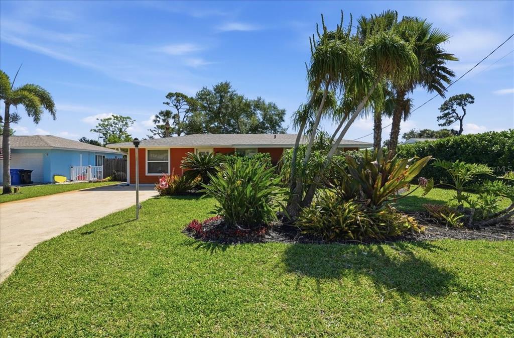 1129 Riviera StVenice, FL 34285