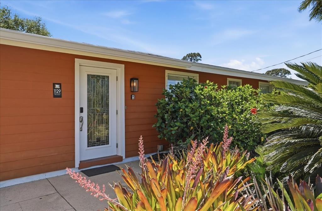 1129 Riviera StVenice, FL 34285