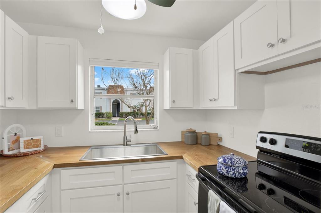 Property for sale at 235 S MCMULLEN BOOTH ROAD UNIT 45, CLEARWATER, FL, 33759