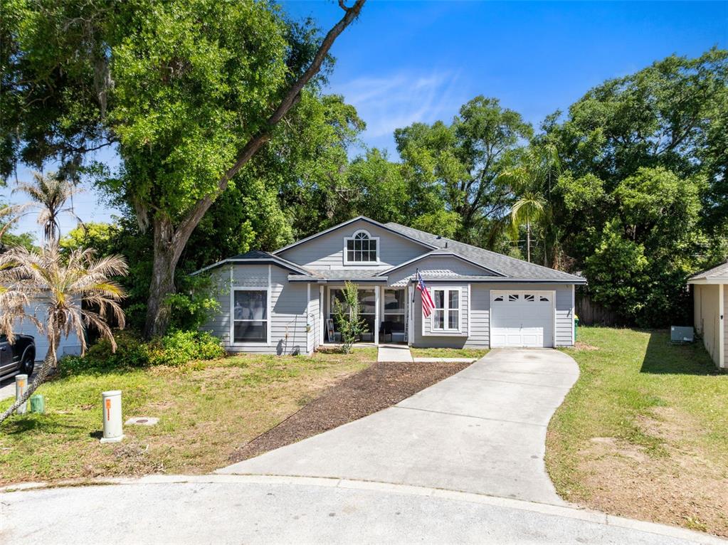 Property for sale at 601 ARLINGTON COURT, EUSTIS, FL, 32726