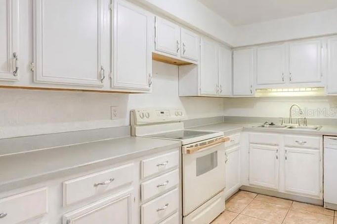 Property for sale at 1 S AURORA DRIVE, APOPKA, FL, 32703
