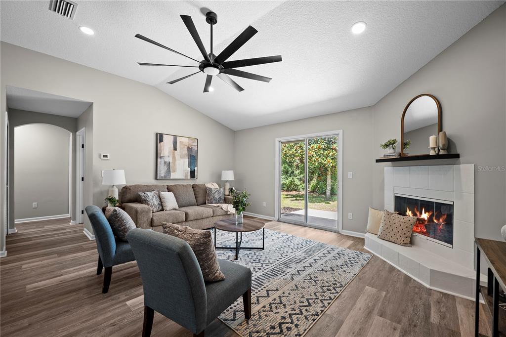 Property for sale at 4048 EDGELAND TRAIL, MIDDLEBURG, FL, 32068