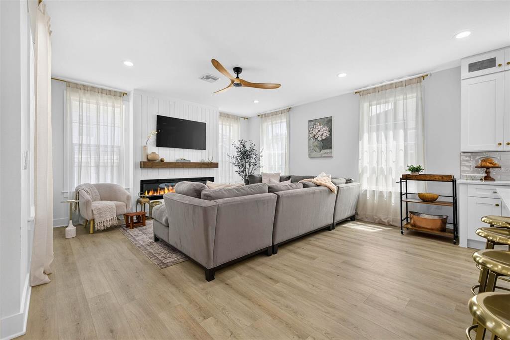 Property for sale at 1717 MASSACHUSETTS AVENUE NE, ST PETERSBURG, FL, 33703