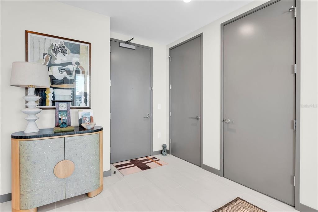 Property for sale at 400 CENTRAL AVENUE UNIT 2005, ST PETERSBURG, FL, 33701