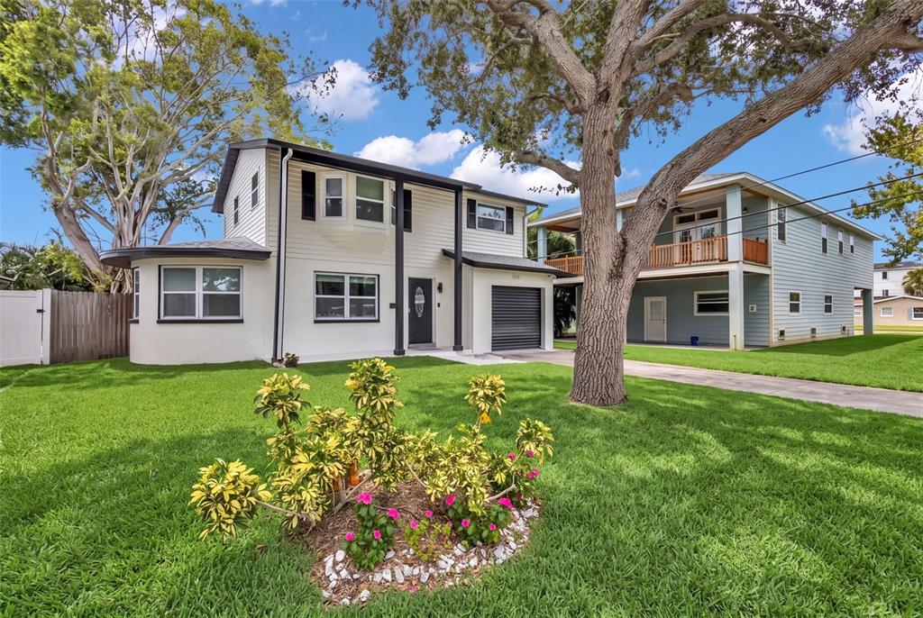 Property for sale at 1810 MARYLAND AVENUE NE, ST PETERSBURG, FL, 33703