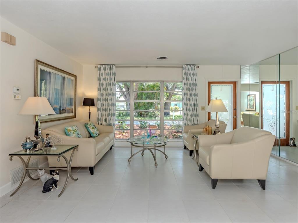 Property for sale at 814 GUILD DRIVE, VENICE, FL, 34285