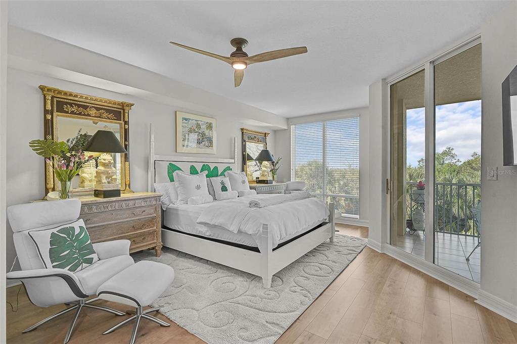 Property for sale at 385 N POINT ROAD UNIT 304, OSPREY, FL, 34229