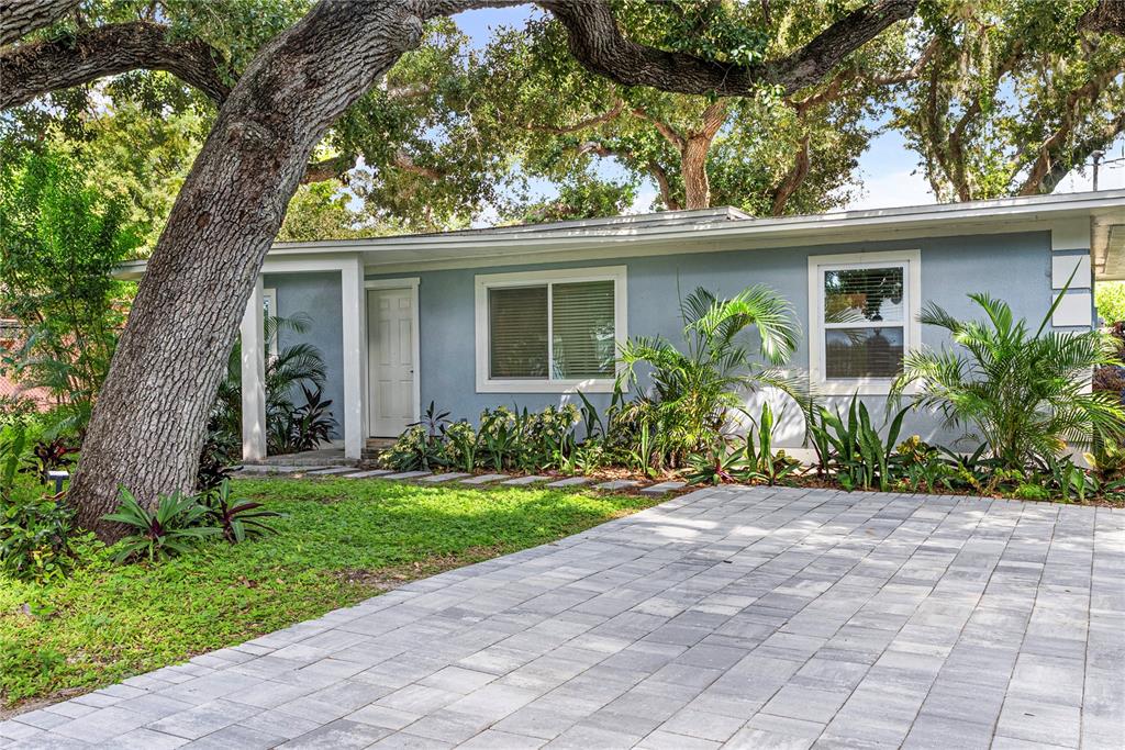 Property for sale at 1112 SUNSET AVENUE, NOKOMIS, FL, 34275