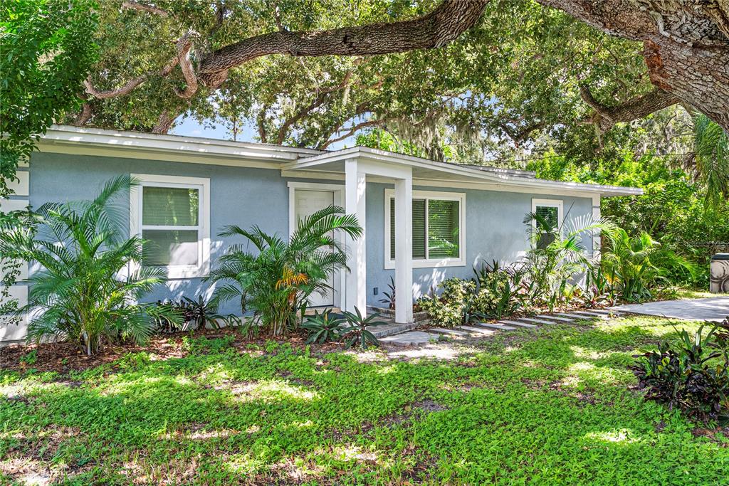 Property for sale at 1112 SUNSET AVENUE, NOKOMIS, FL, 34275
