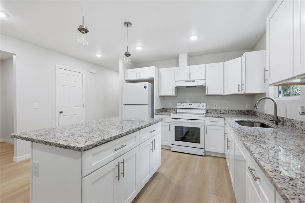Property for sale at 2014 NE 3RD PLACE, GAINESVILLE, FL, 32641
