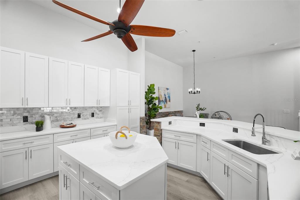 Property for sale at 21019 SUNPOINT WAY UNIT #201, LUTZ, FL, 33558