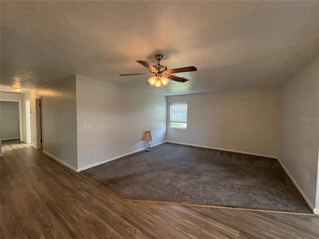 Living Room / Foyer