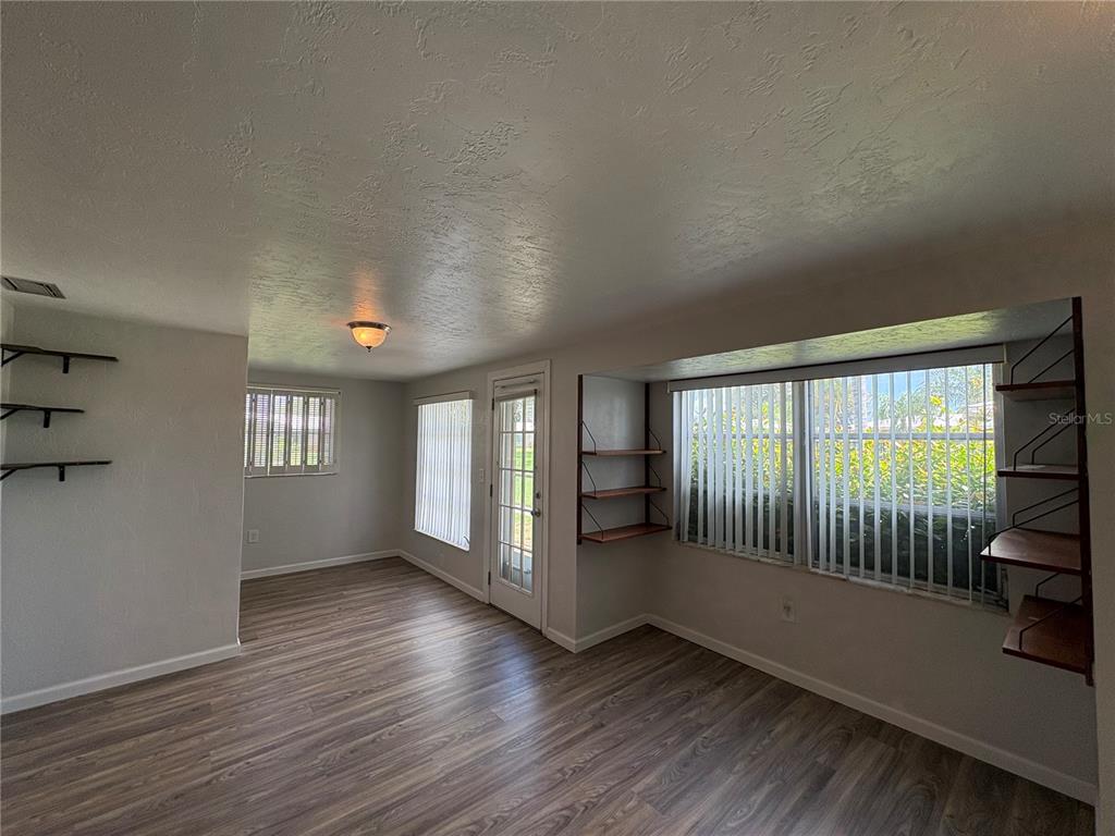 Florida Room Small Space Hidden Desk Area ??