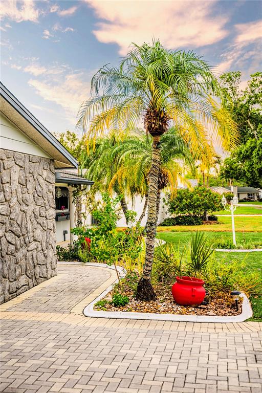 Property for sale at 898 CORVETTE DRIVE, LARGO, FL, 33771
