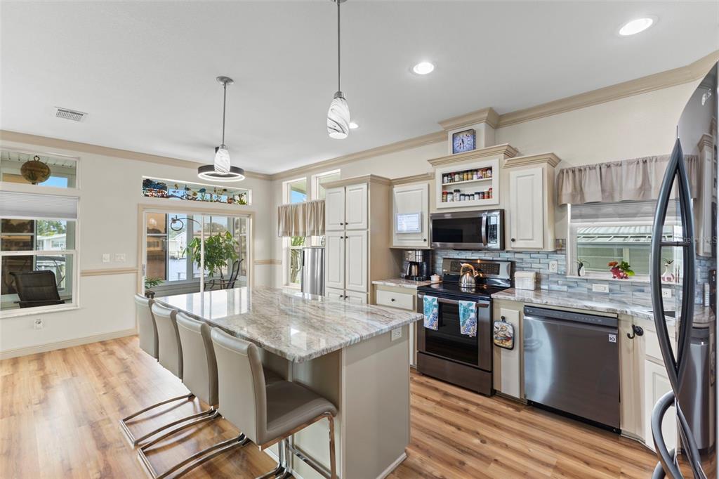 Property for sale at 7174 MOUNT ARLINGTON DRIVE NE UNIT 419, ST PETERSBURG, FL, 33702