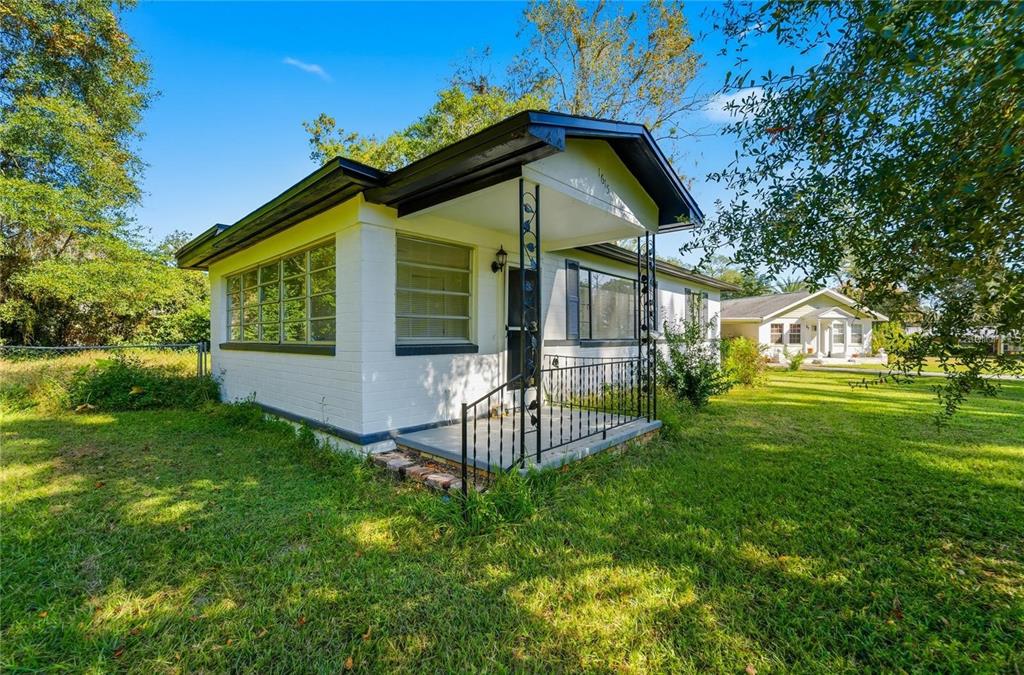Property for sale at 1615 NE 9TH STREET, OCALA, FL, 34470