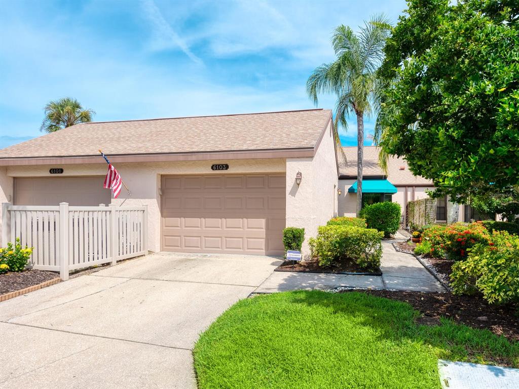 Property for sale at 6103 CLUBSIDE DRIVE UNIT 6103, SARASOTA, FL, 34243