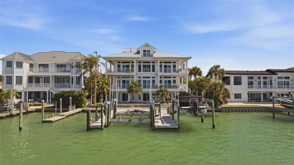Property for sale at 24 N PINE CIRCLE, BELLEAIR, FL, 33756