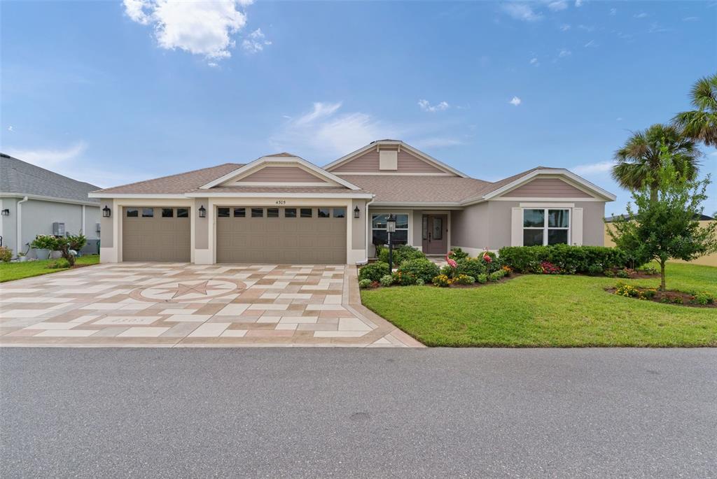 Property for sale at 4305 TIEDEMANN LOOP, THE VILLAGES, FL, 32163