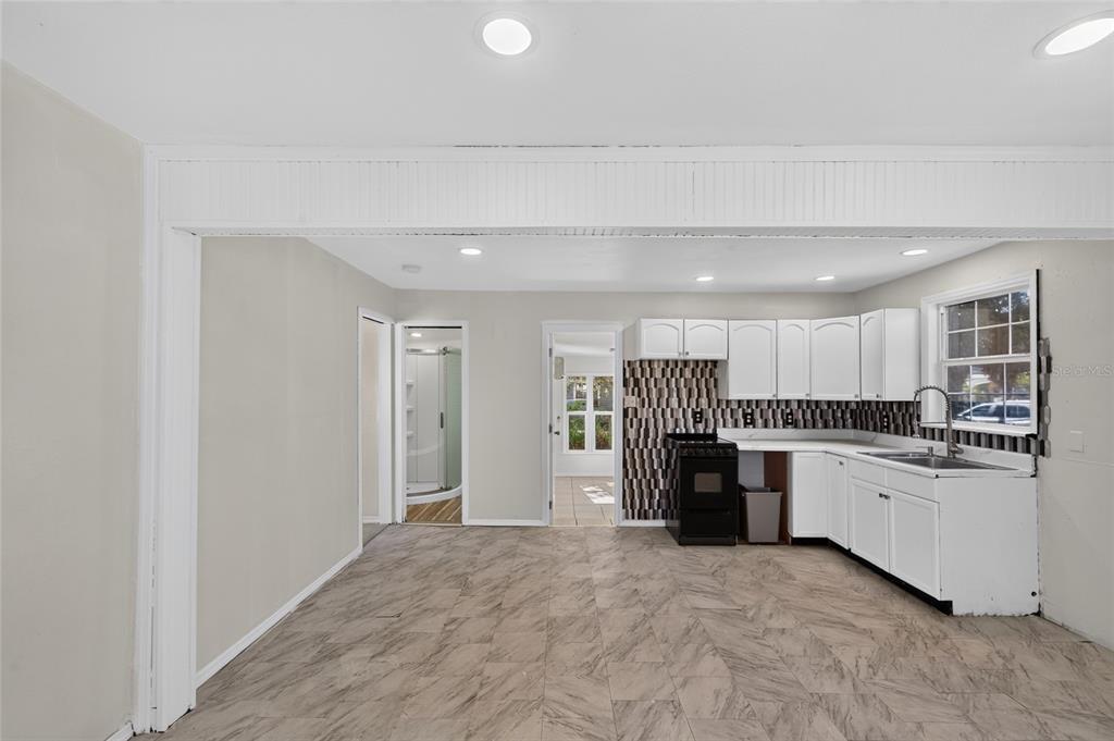 Property for sale at 8024 HILLMAN AVENUE, PUNTA GORDA, FL, 33982