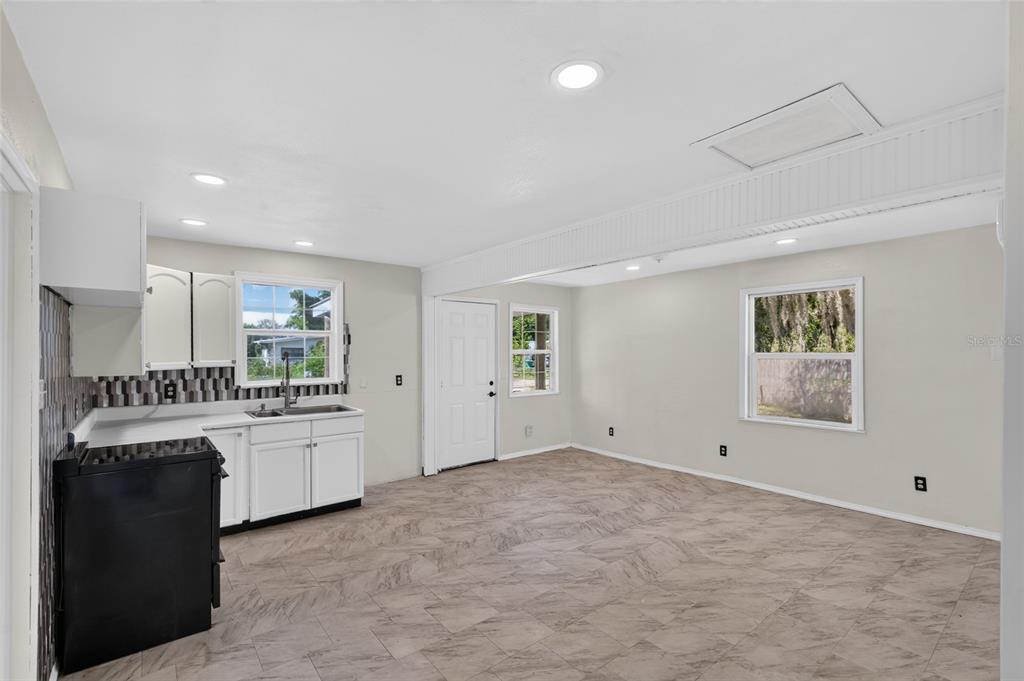 Property for sale at 8024 HILLMAN AVENUE, PUNTA GORDA, FL, 33982