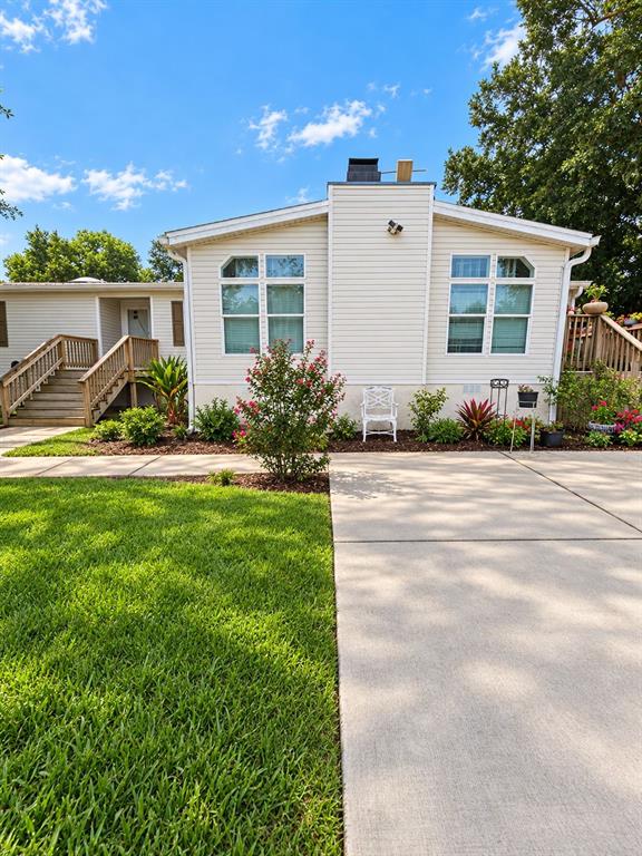 Property for sale at 16800 SE 249TH TERRACE, UMATILLA, FL, 32784