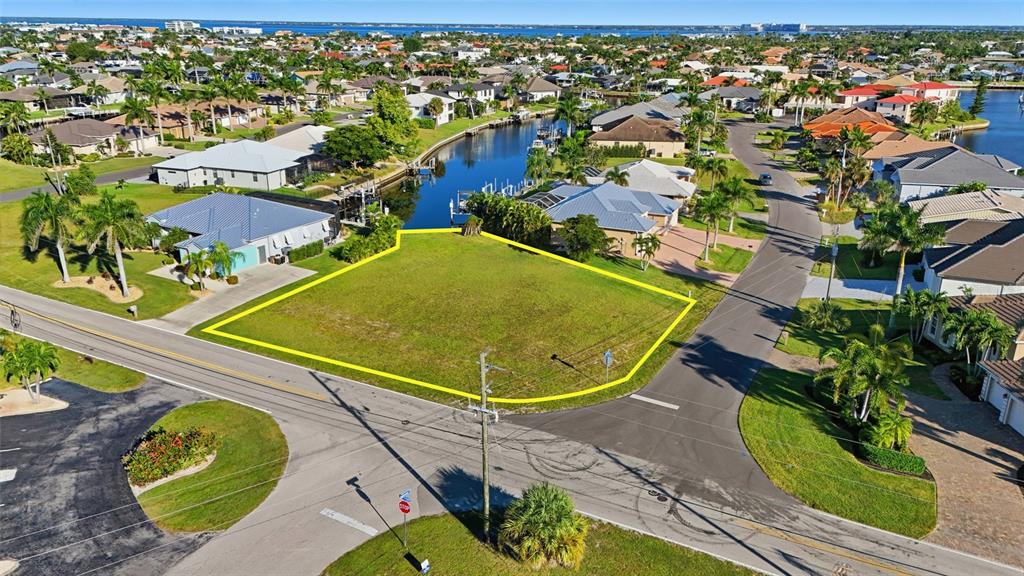Property for sale at 600 VIA TRIPOLI, PUNTA GORDA, FL, 33950