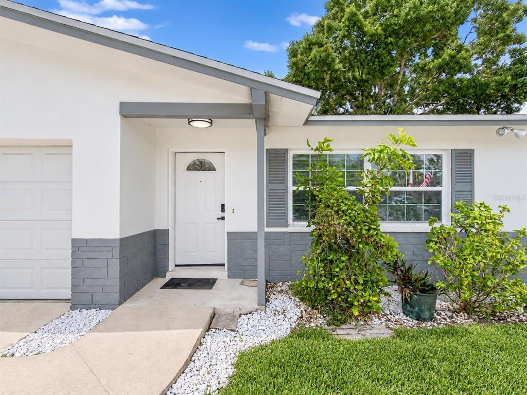 Property for sale at 1354 ROSERY ROAD NE, LARGO, FL, 33770