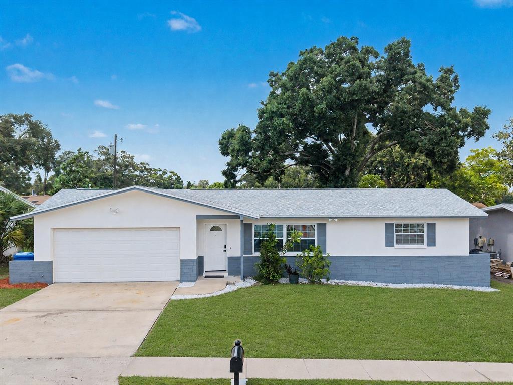 Property for sale at 1354 ROSERY ROAD NE, LARGO, FL, 33770