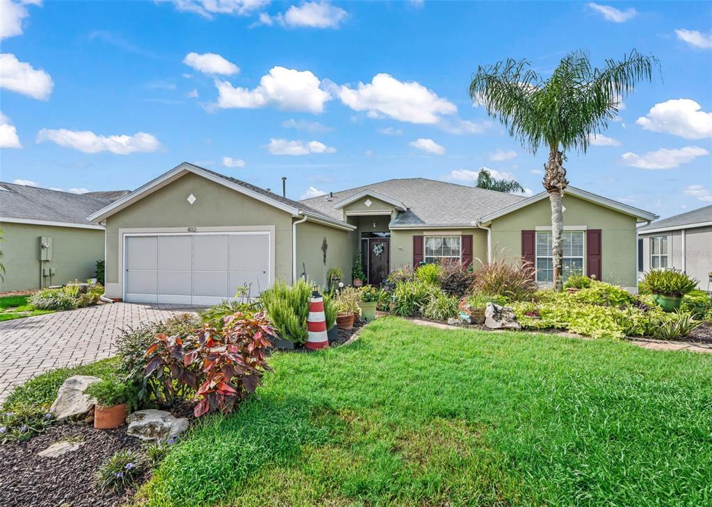 Property for sale at 402 GRAND VISTA TRAIL, LEESBURG, FL, 34748