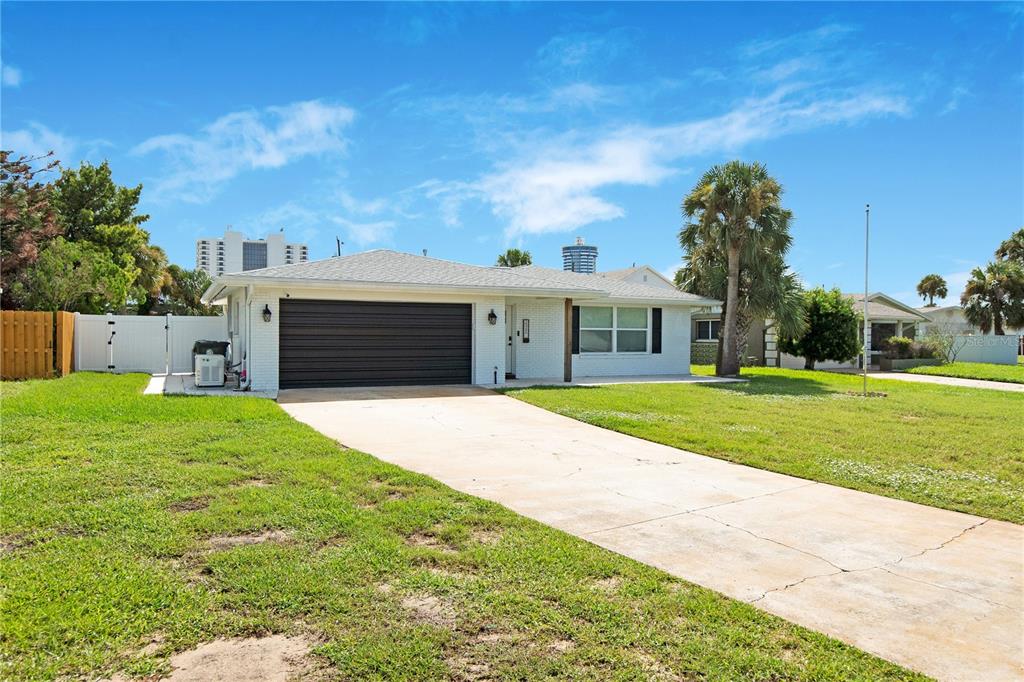 Property for sale at 2565 S PENINSULA DRIVE, DAYTONA BEACH, FL, 32118