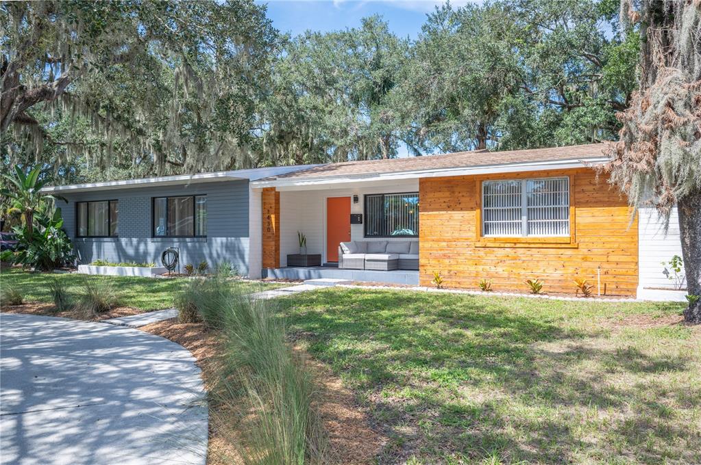 Property for sale at 1430 E EDGEWOOD DRIVE, LAKELAND, FL, 33803