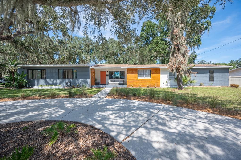 Property for sale at 1430 E EDGEWOOD DRIVE, LAKELAND, FL, 33803