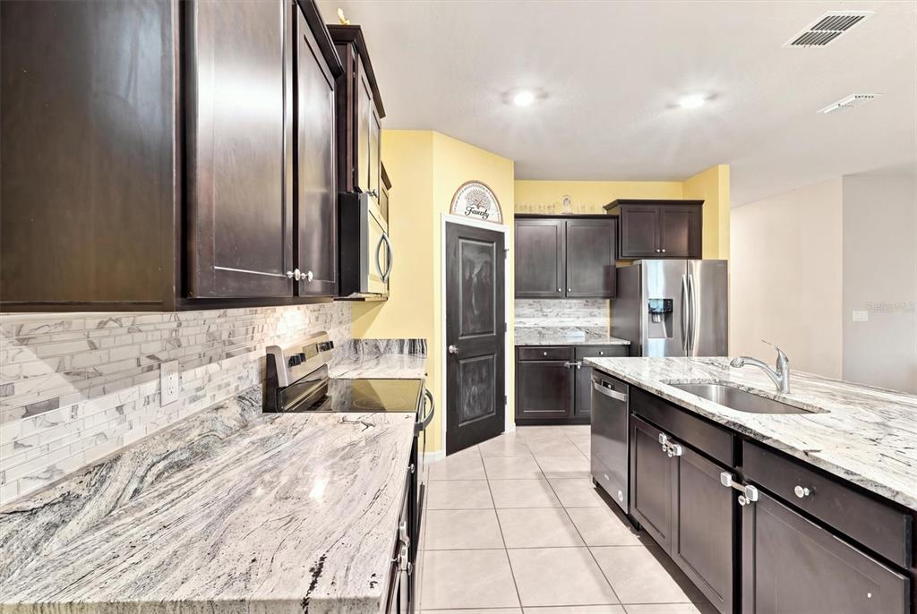 Property for sale at 5310 SUNSHINE DRIVE, WILDWOOD, FL, 34785