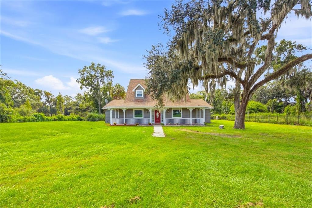 Property for sale at 3717 FUTCH LOOP, PLANT CITY, FL, 33566