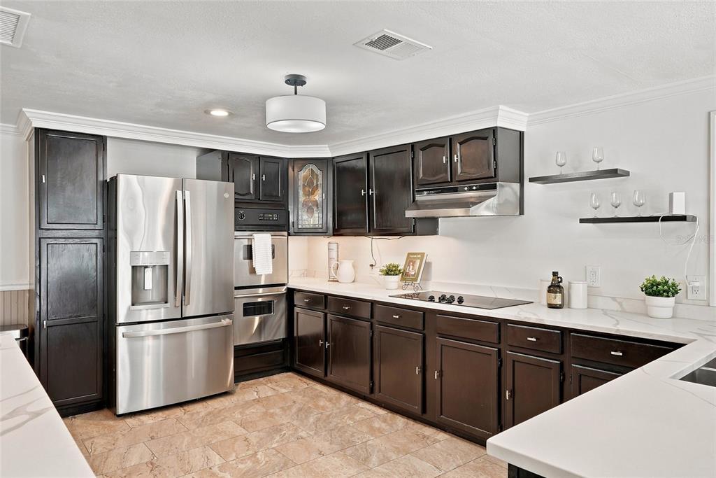 Property for sale at 10030 59TH AVENUE N, ST PETERSBURG, FL, 33708