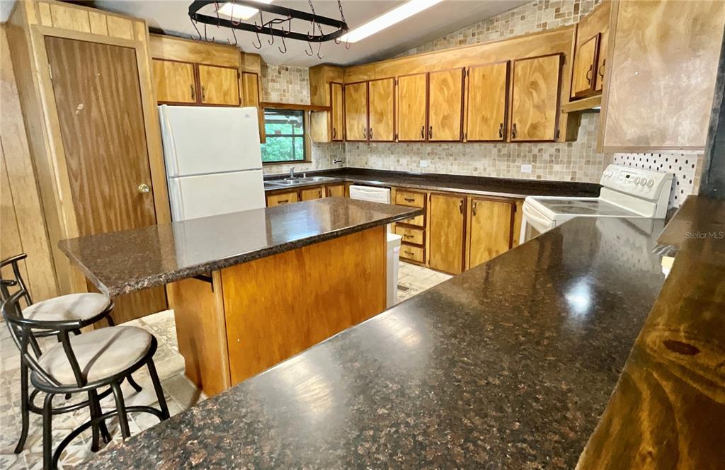 Property for sale at 13951 NE 140TH STREET, WALDO, FL, 32694