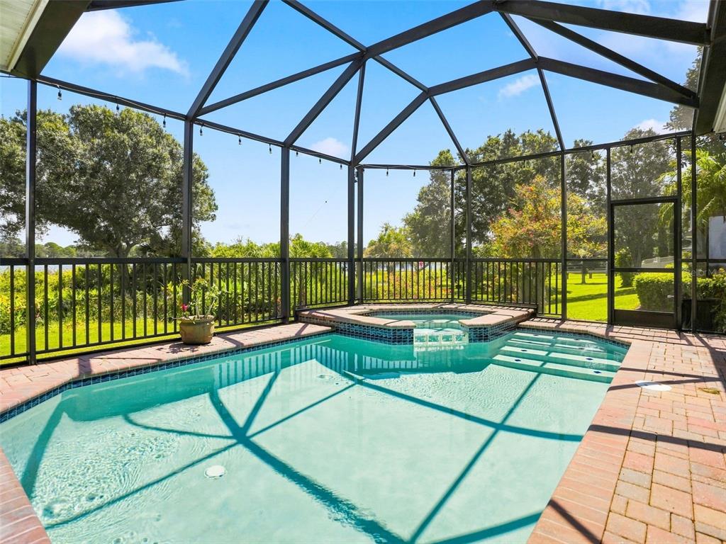 Property for sale at 2707 LAKEBREEZE LANE S, CLEARWATER, FL, 33759