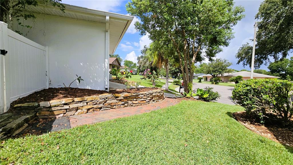 Property for sale at 410 BROADVIEW AVENUE, ALTAMONTE SPRINGS, FL, 32701