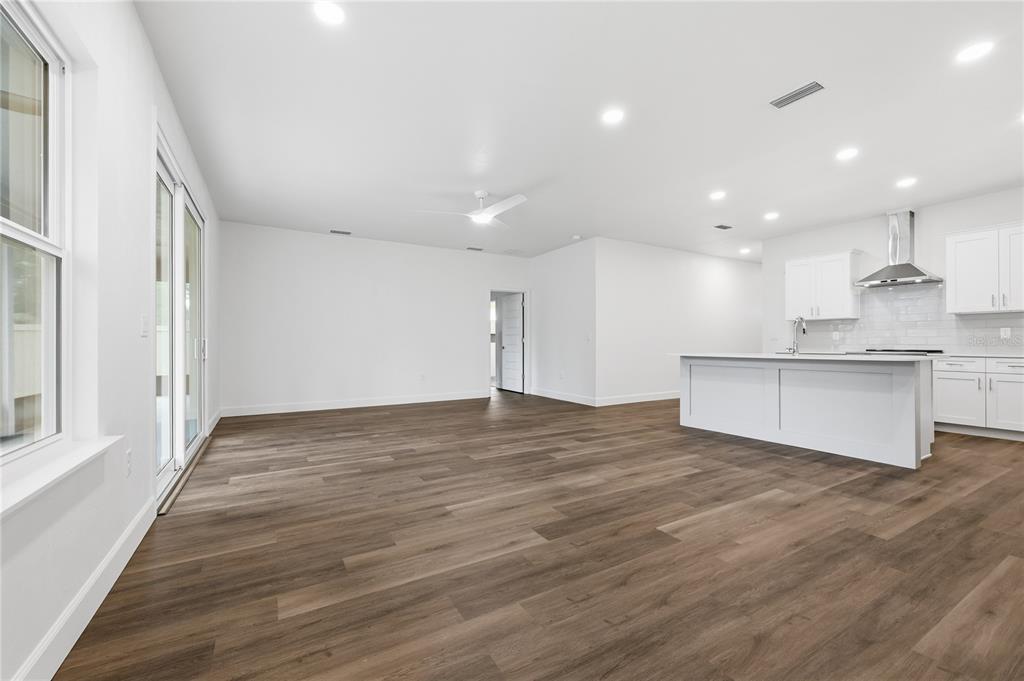 Property for sale at 21070 SW 1ST PLACE, NEWBERRY, FL, 32669