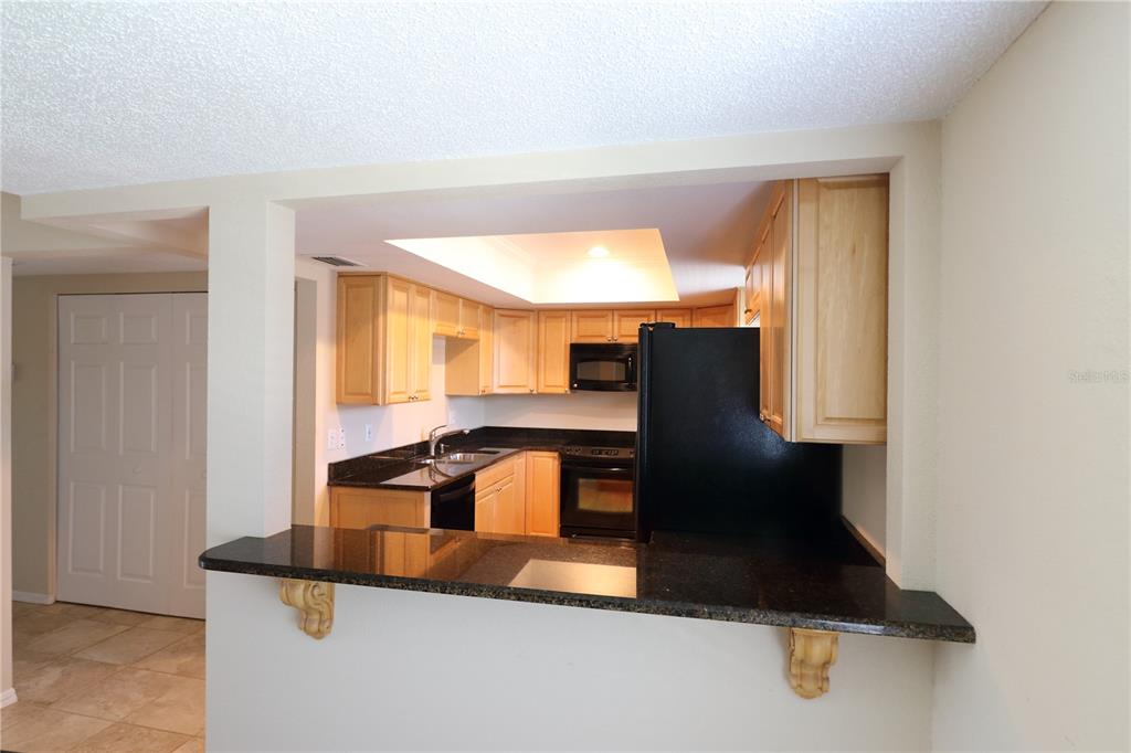Kitchen Pass-thru