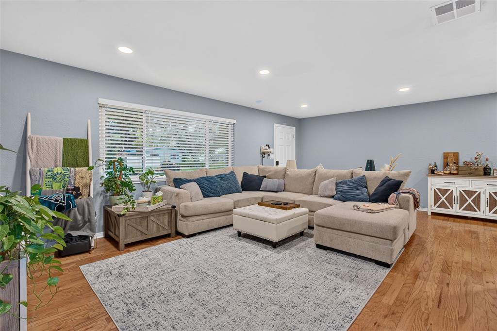 Property for sale at 11373 67TH AVENUE, SEMINOLE, FL, 33772