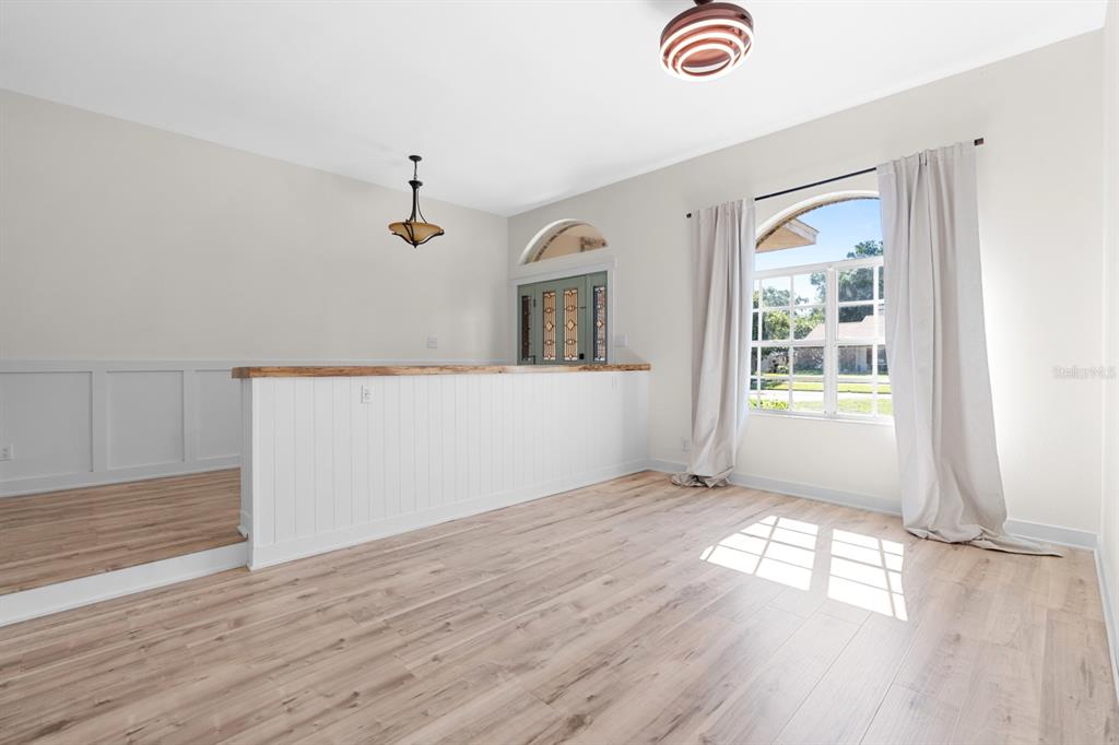 Property for sale at 512 CAULDER PARK ROAD, SEFFNER, FL, 33584