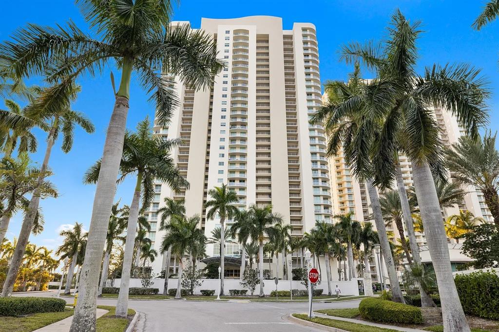 Property for sale at 3000 OASIS GRAND BOULEVARD UNIT 1002, FORT MYERS, FL, 33916