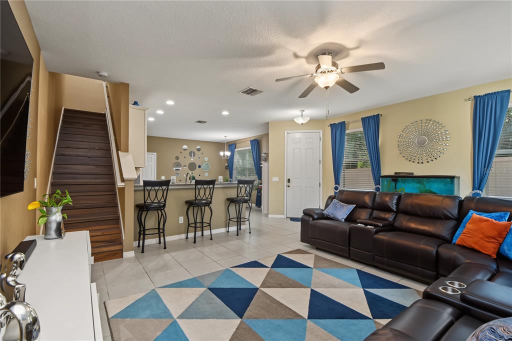 Property for sale at 1114 CAPITOL HILL CT, APOPKA, FL, 32703