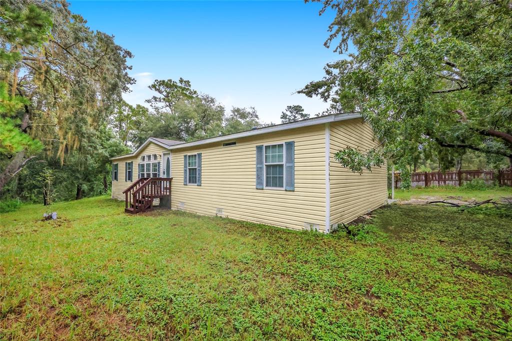 Property for sale at 16145 SE 56TH PLACE ROAD, OCKLAWAHA, FL, 32179