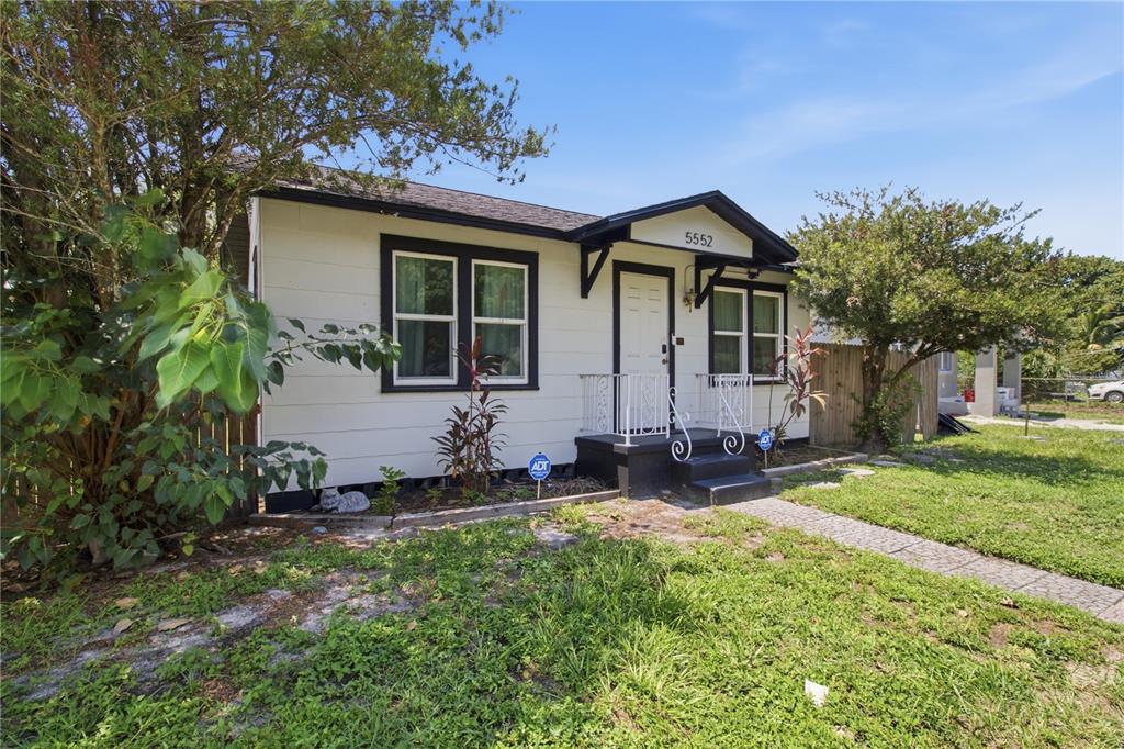 Property for sale at 5552 CRISSMAN DRIVE N, ST PETERSBURG, FL, 33714