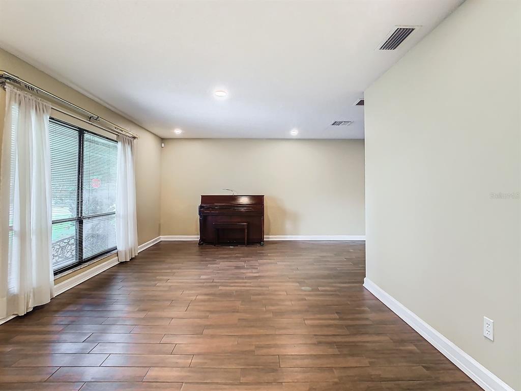 Property for sale at 1469 GRACE LAKE CIRCLE, LONGWOOD, FL, 32750