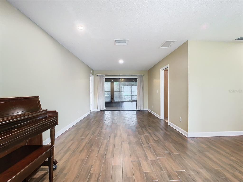 Property for sale at 1469 GRACE LAKE CIRCLE, LONGWOOD, FL, 32750
