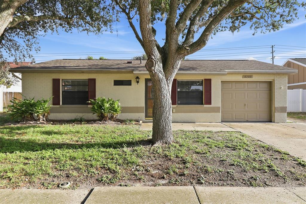 Property for sale at 8305 AUTUMN OAK AVENUE, PORT RICHEY, FL, 34668